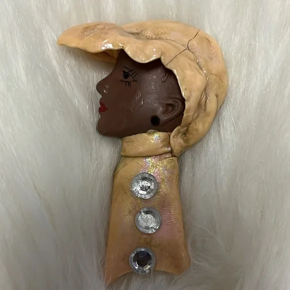 Hand Design Face Brooch Pendant